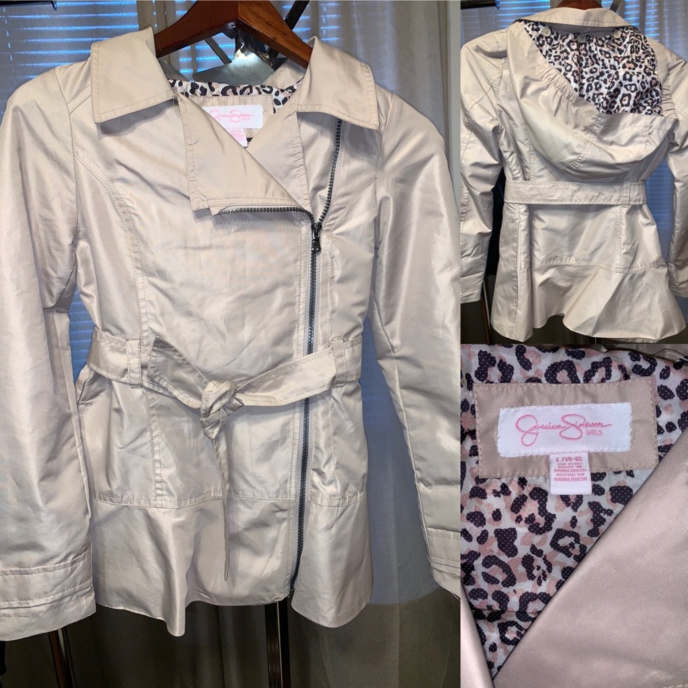 Raincoat size 14/16